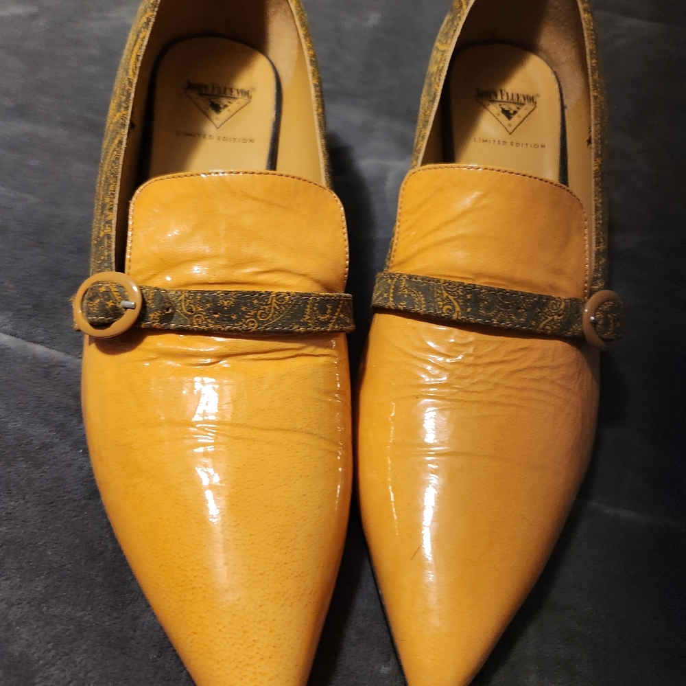 John Fluevog Gig! Mustard Patent size 12 - Picture 4 of 4